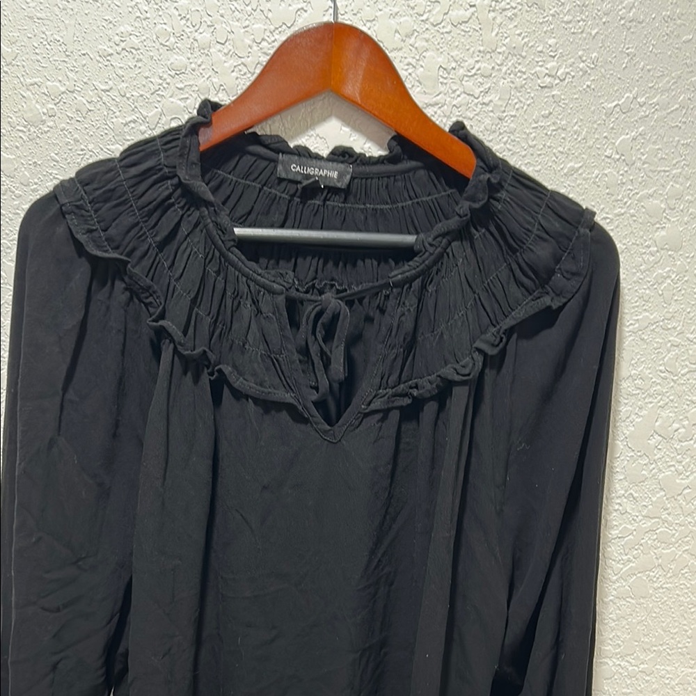 CALLIGRAPHIE Black Long Sleeve Blouse with Ruffled Collar and Bib Collar S-XL - Picture 4 of 11
